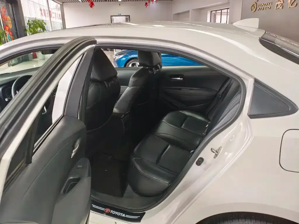 Toyota Corolla 2022 из CN, фото 6