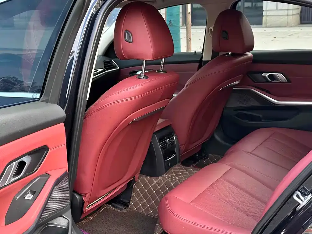 BMW 3 Series 2024 из CN, фото 6