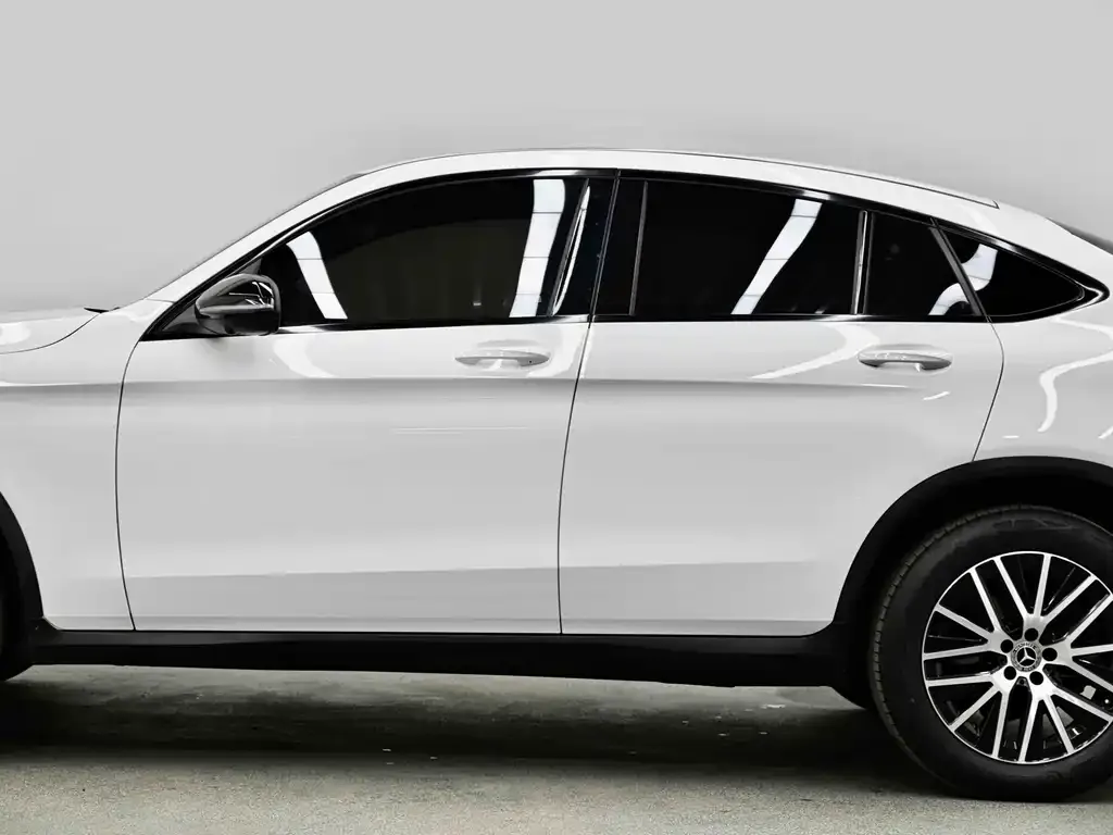 Mercedes-Benz GLC Coupe 2022 из CN, фото 4