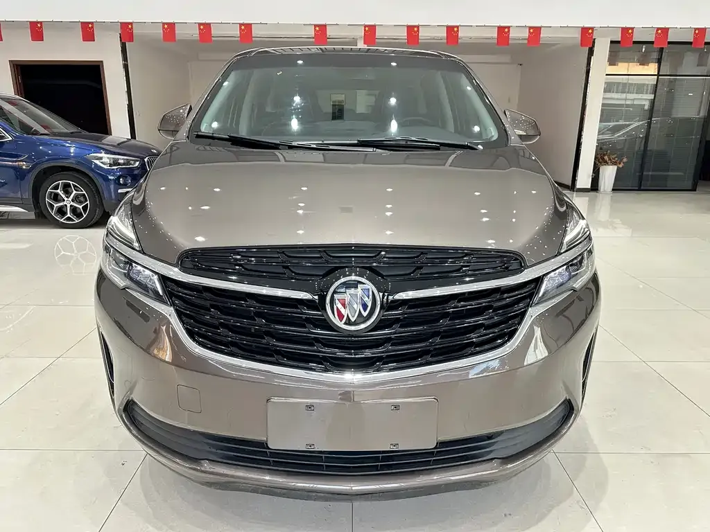 Buick GL8 2022 из CN, фото 2