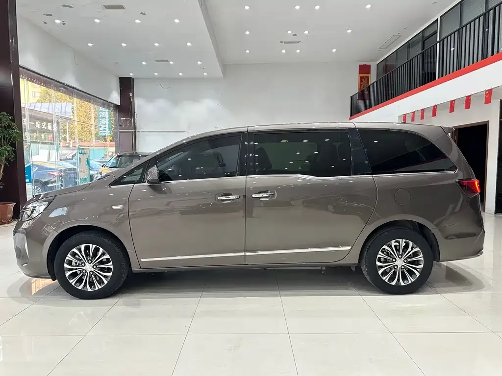 Buick GL8 2022 из CN, фото 7