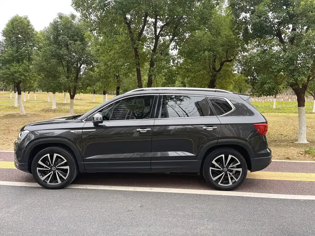 Volkswagen Tharu 2022 из CN, фото 7