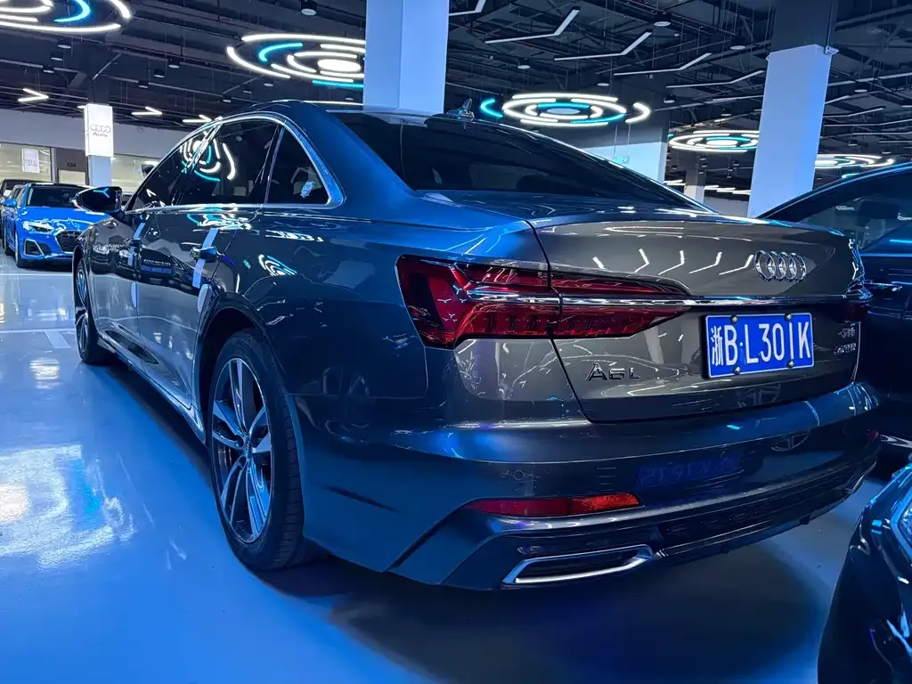 Audi A6L 2021 из CN, фото 4