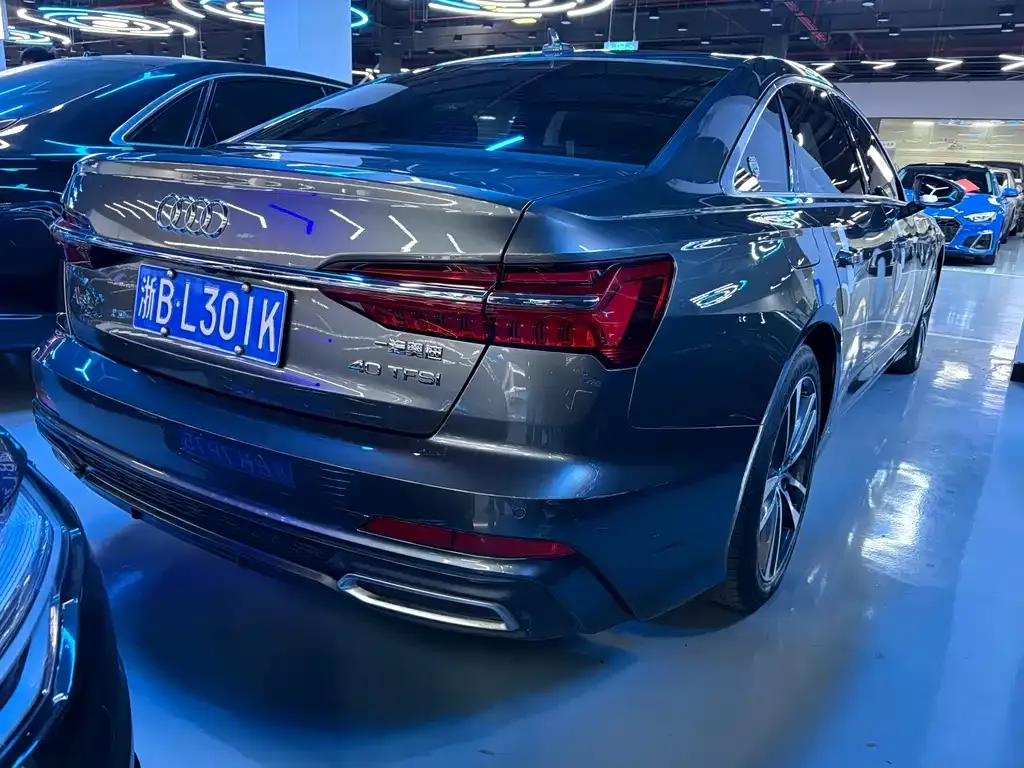 Audi A6L 2021 из CN, фото 5