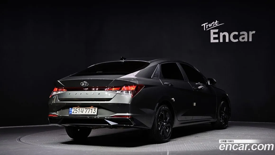 Hyundai AVANTE — фото 2