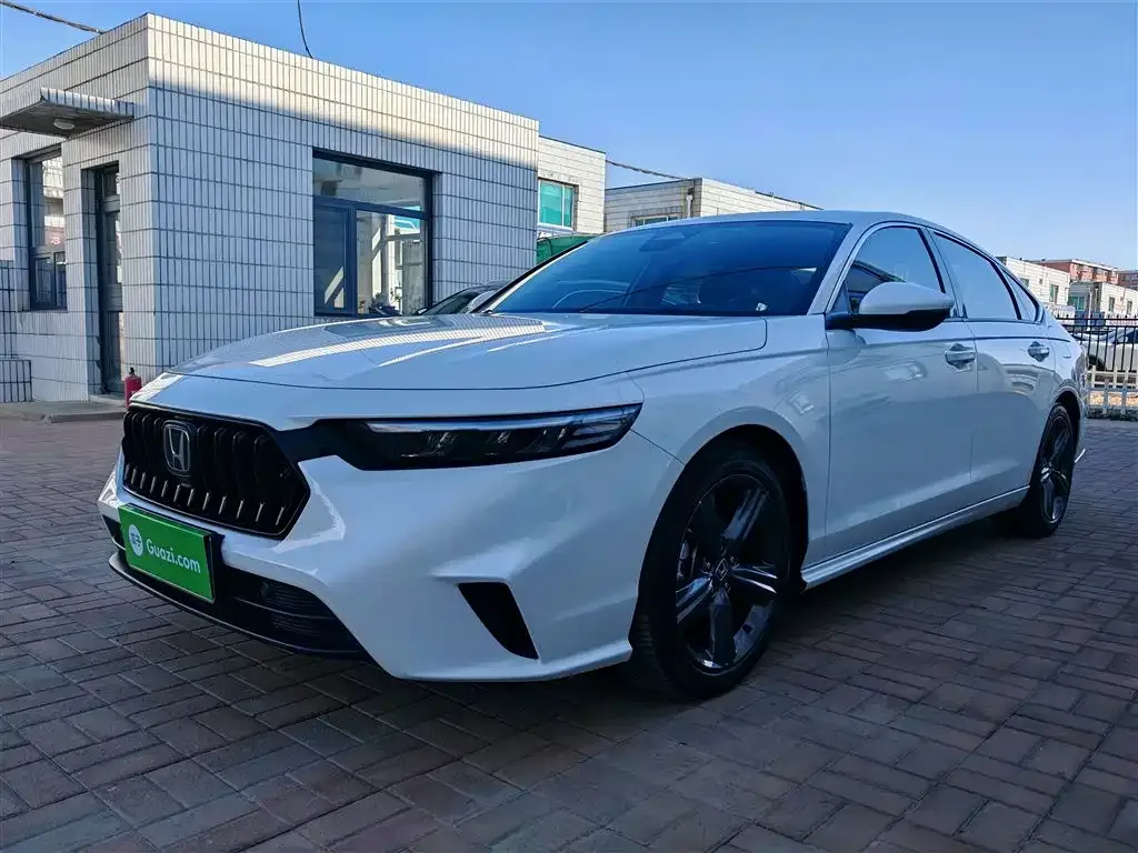 Honda Inspire — фото 1