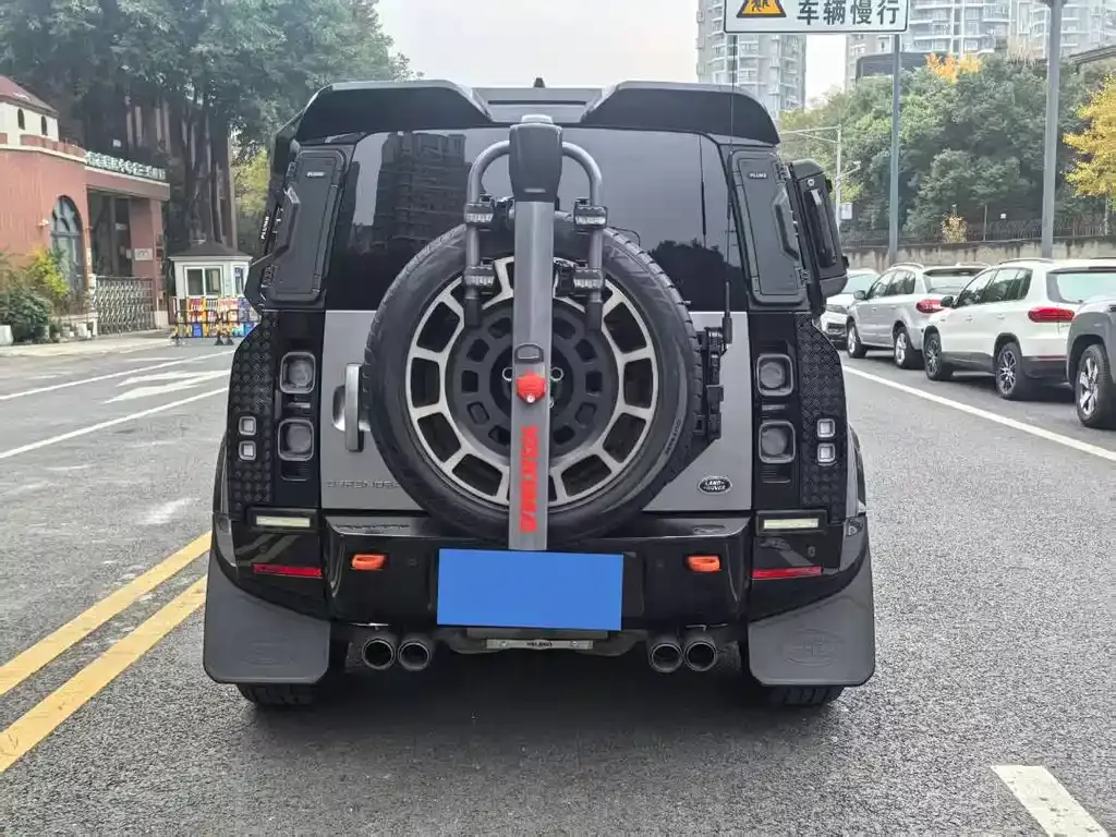 Land Rover Defender — фото 5