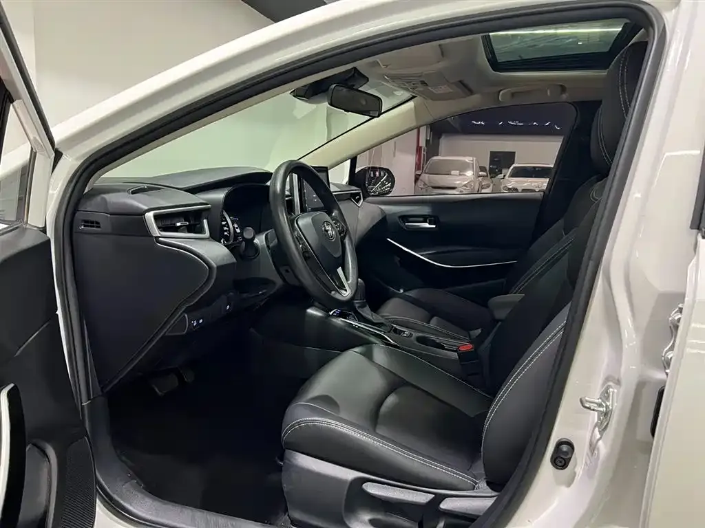 Toyota Corolla 2022 из CN, фото 8