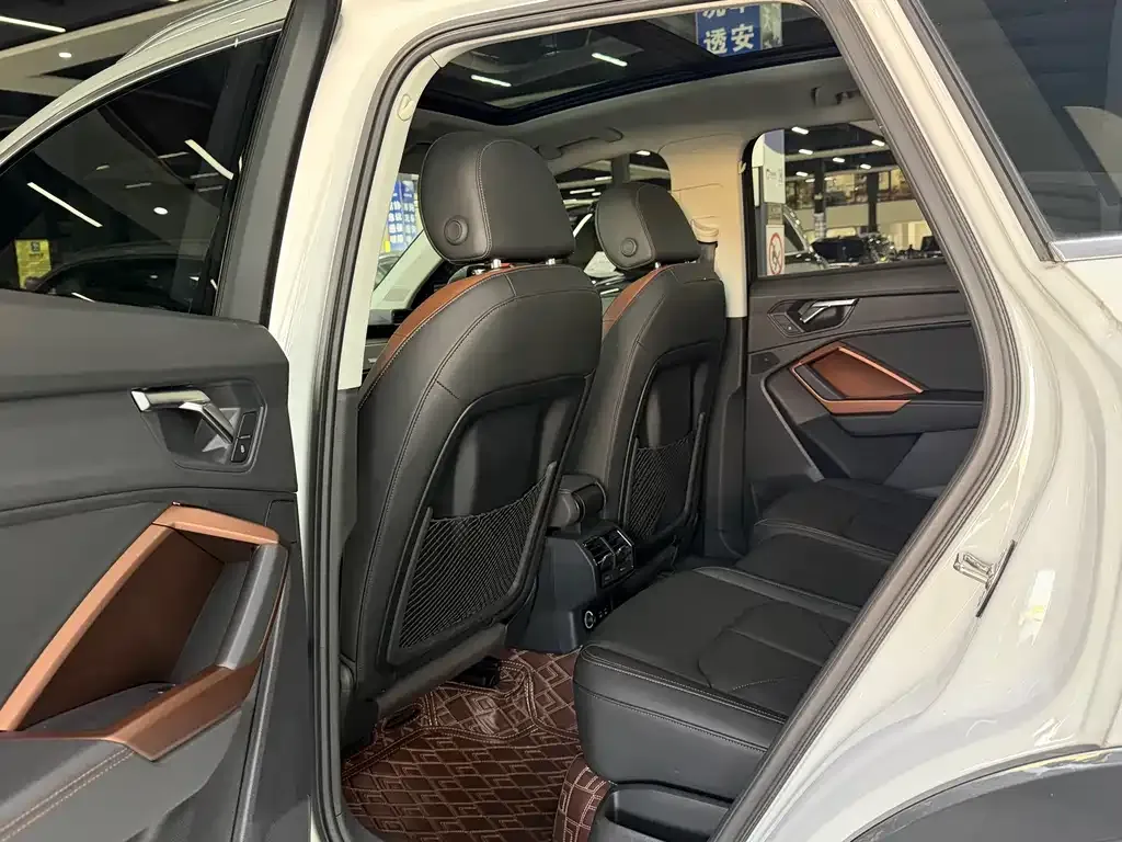 Audi Q3 2022 из CN, фото 5