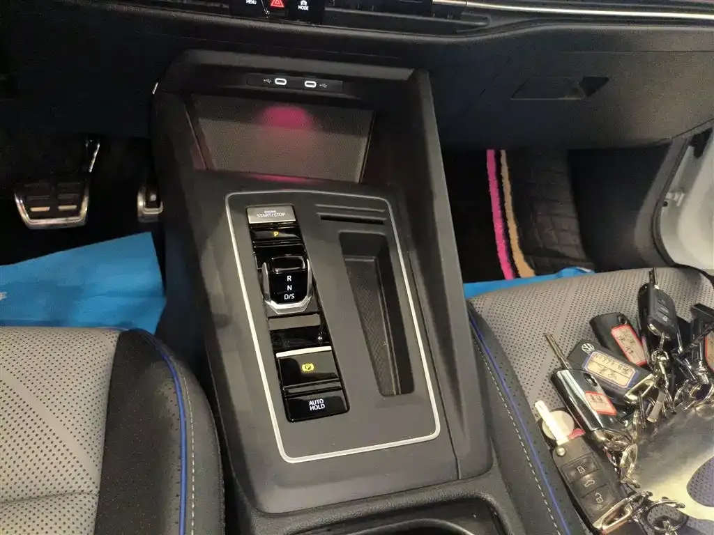 Volkswagen Golf 2025 из CN, фото 6