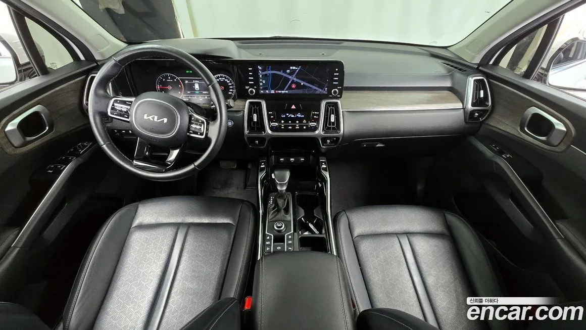 Kia Sorento — фото 7