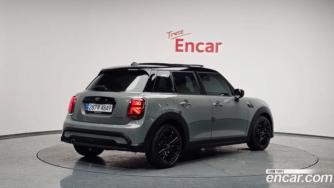Mini Cooper 2022 из KR, фото 2