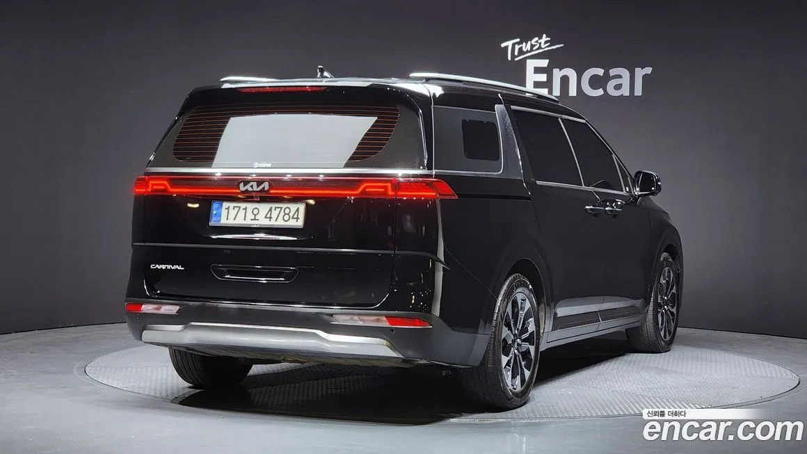 Kia Carnival 2022 из KR, фото 2