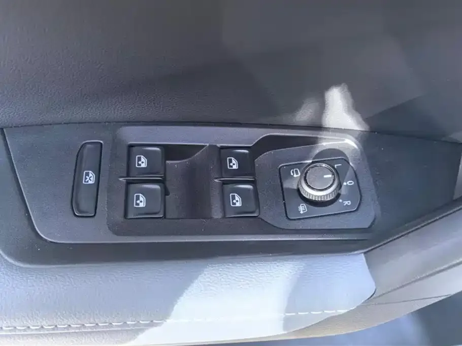 Volkswagen Lavida 2023 из CN, фото 7