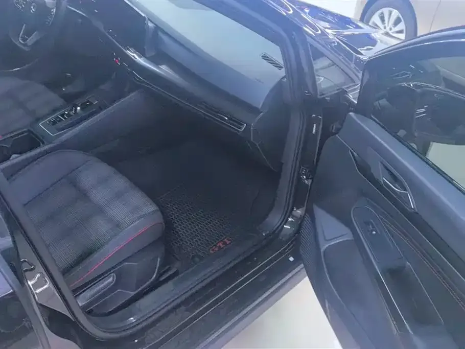 [object Object] Golf GTI 2024 из CN, фото 8