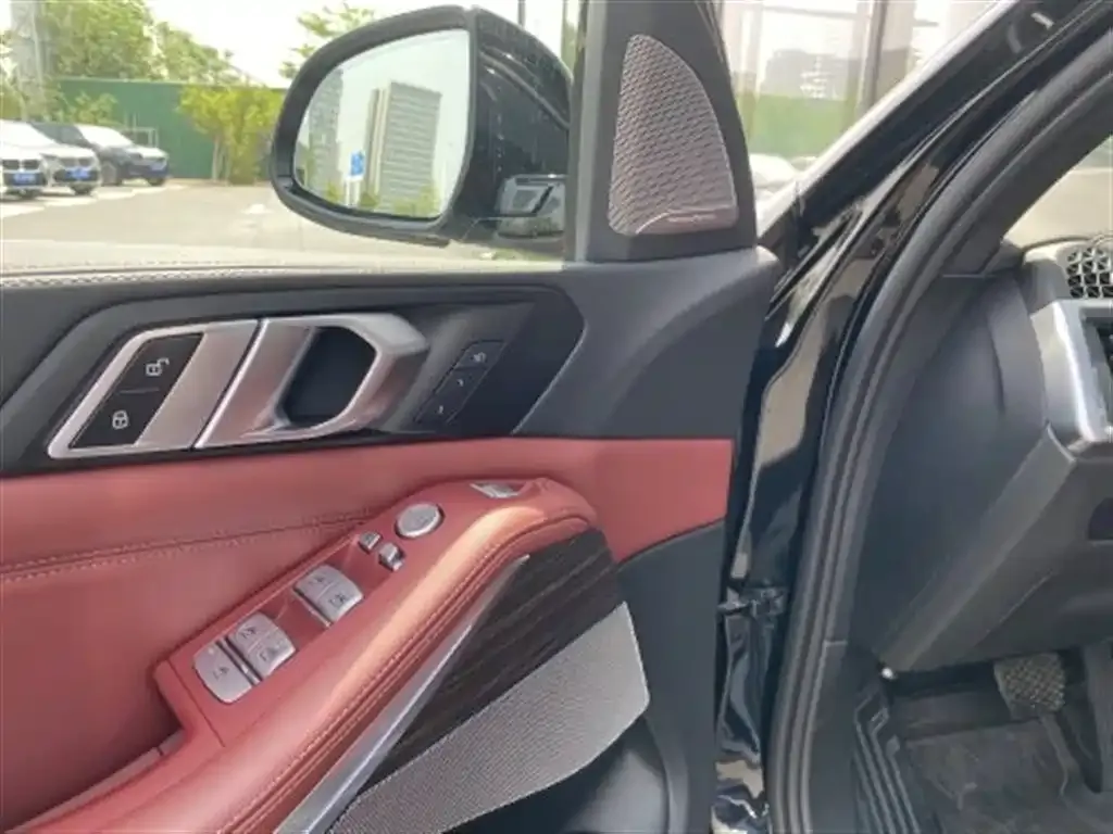 BMW X5 2024 из CN, фото 6
