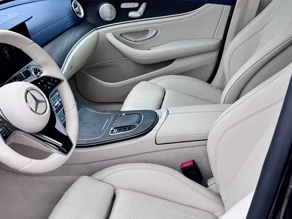 Mercedes-Benz E-Class 2022 из CN, фото 3
