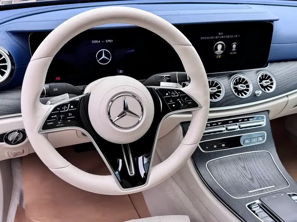 Mercedes-Benz E-Class 2022 из CN, фото 4