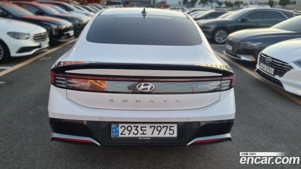 Hyundai Sonata — фото 2