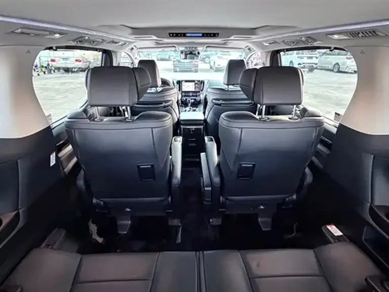 Toyota Vellfire 2021 из CN, фото 4
