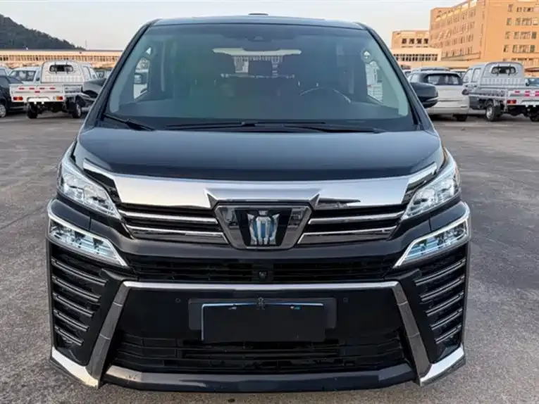 Toyota Vellfire 2021 из CN, фото 9
