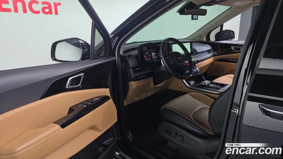 Kia Carnival — фото 10