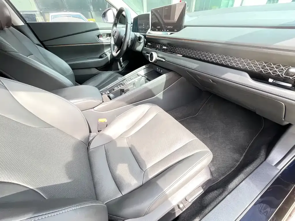 Honda Accord New Energy 2024 из CN, фото 10