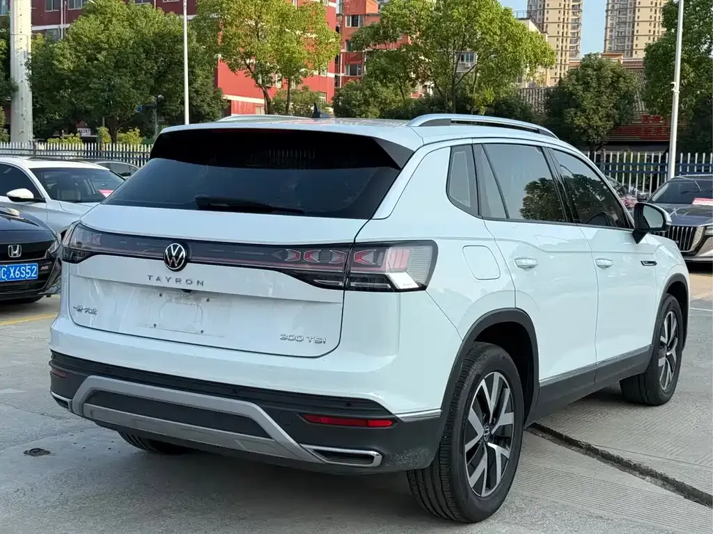 Volkswagen Tayron 2023 из CN, фото 4