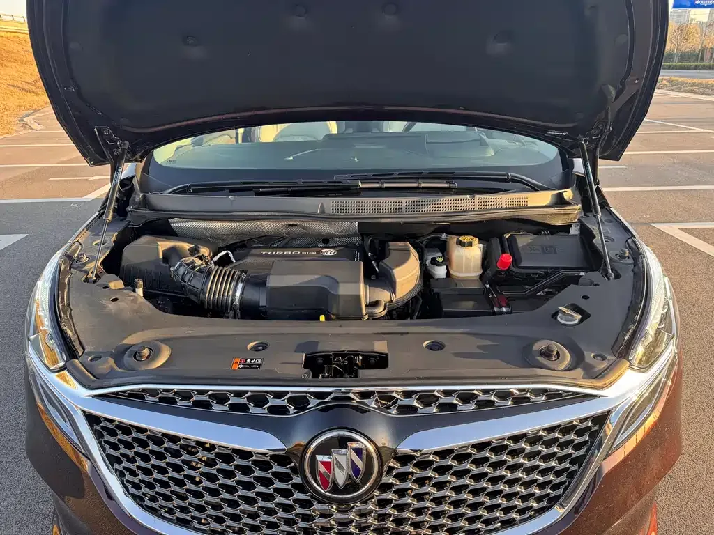 Buick GL8 2022 из CN, фото 7