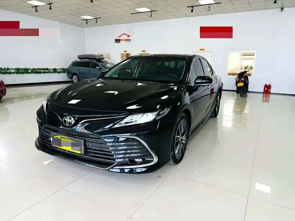 Toyota Camry 2022 из CN, фото 1