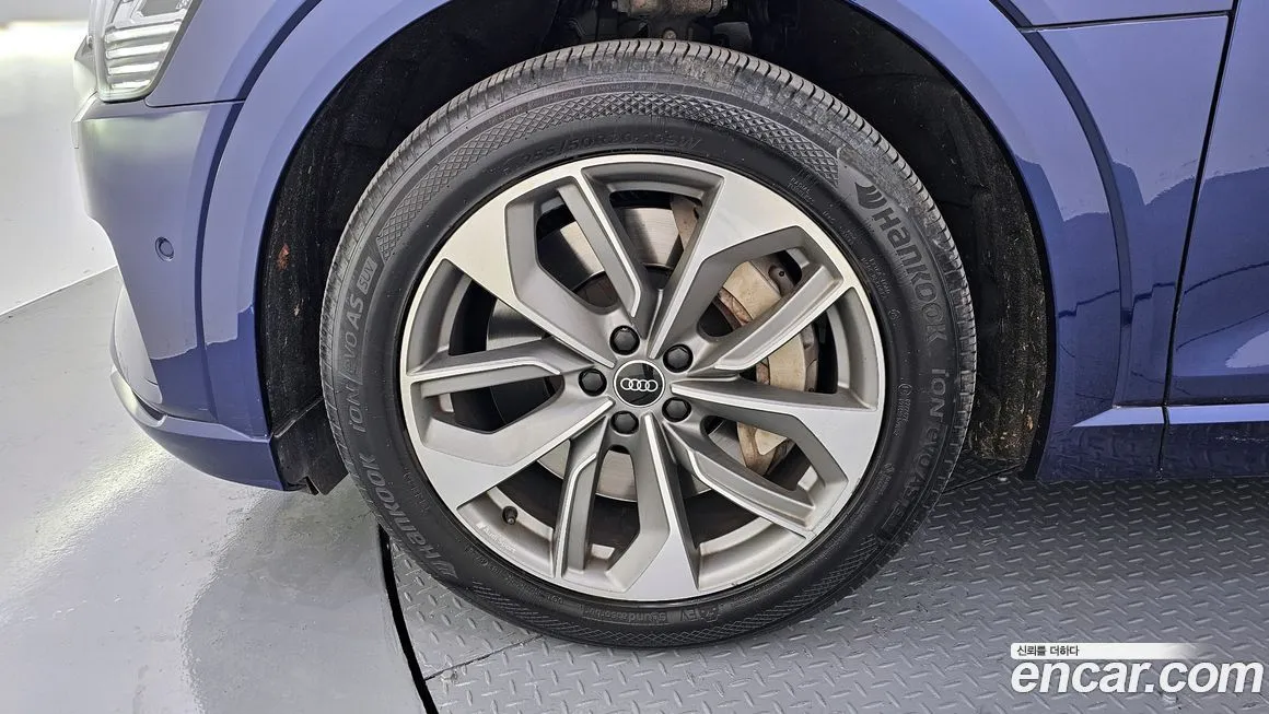Audi e-tron 2022 из KR, фото 5