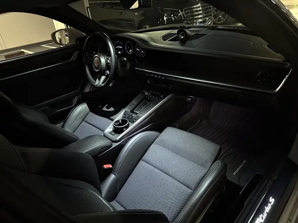 Porsche 911 2022 из CN, фото 6