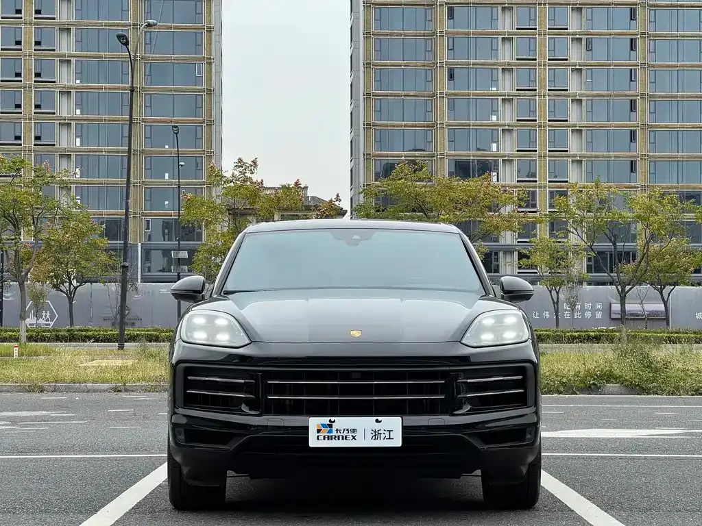 Porsche Cayenne 2024 из CN, фото 2