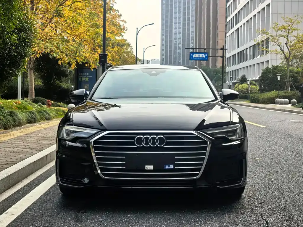 Audi A6L 2021 из CN, фото 2