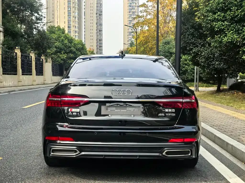 Audi A6L 2021 из CN, фото 6
