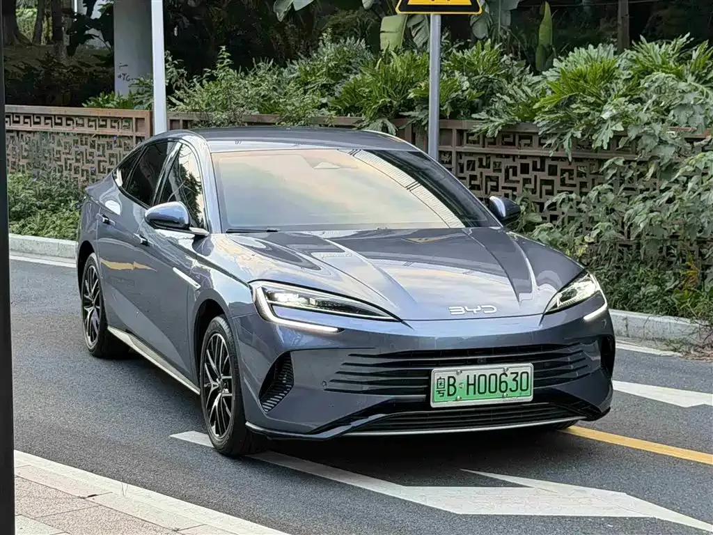 BYD Seal 07 DM-i — фото 1