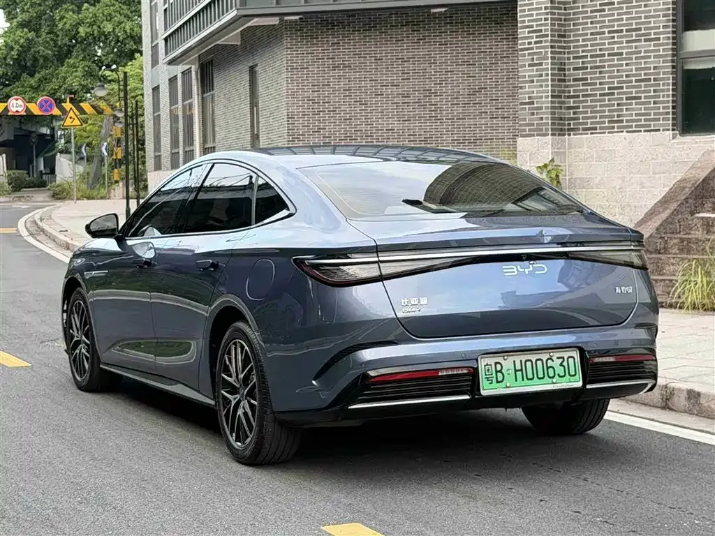BYD Seal 07 DM-i — фото 4