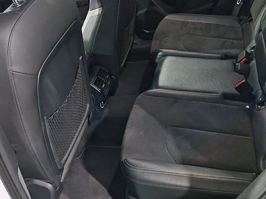 Audi Q3 2021 из CN, фото 8