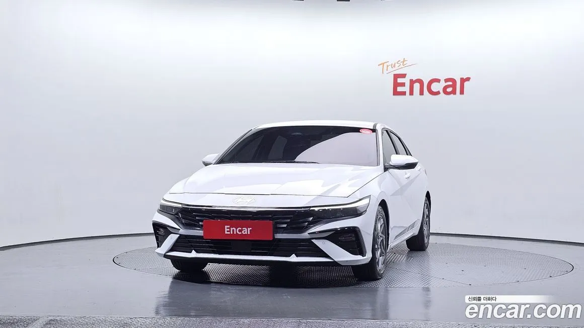 Hyundai AVANTE — фото 3