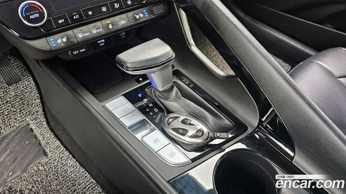 Hyundai AVANTE — фото 9