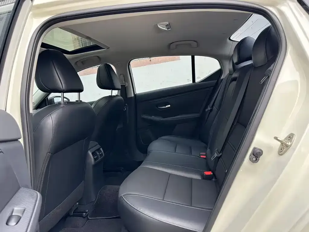 Nissan Sylphy 2023 из CN, фото 6