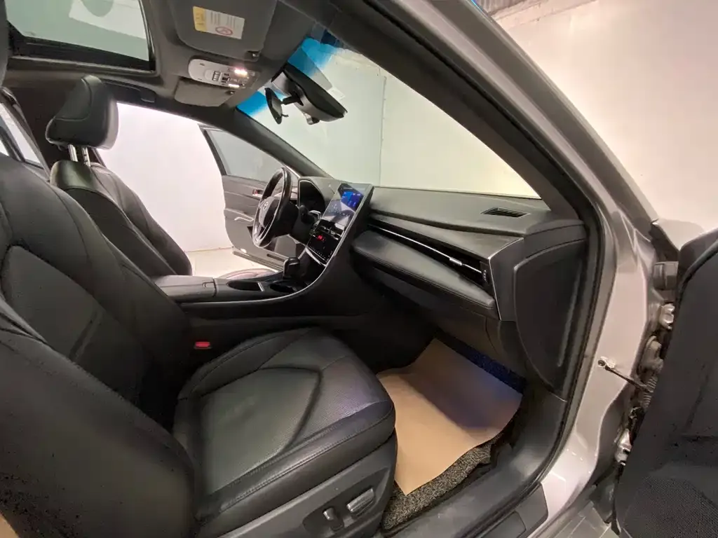 Toyota Avalon 2022 из CN, фото 10