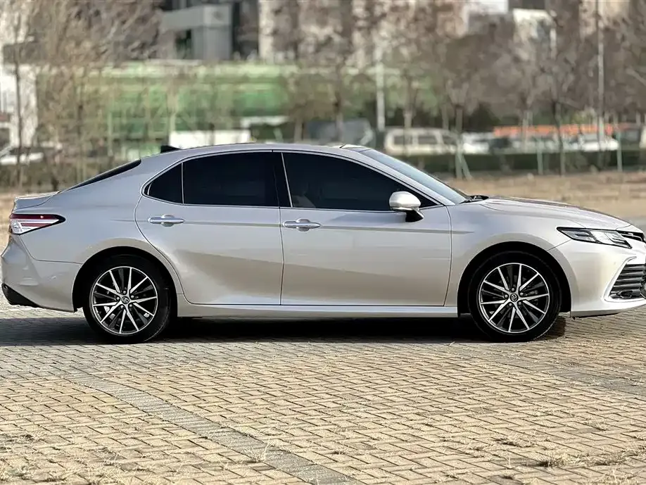 Toyota Camry 2023 из CN, фото 8