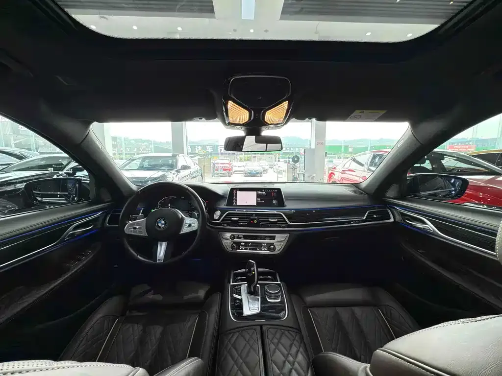 BMW 7 Series 2022 из CN, фото 8