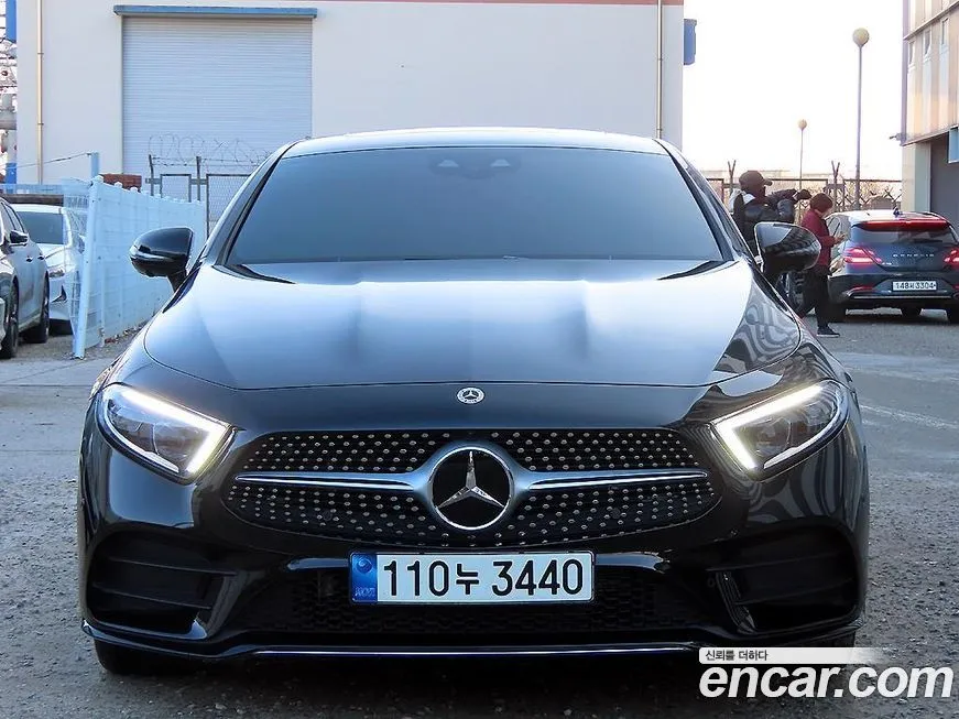 Mercedes-Benz CLS-Class — фото 1