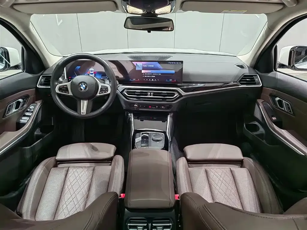BMW 3 Series 2024 из CN, фото 8