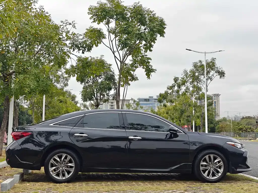 Toyota Avalon 2022 из CN, фото 5