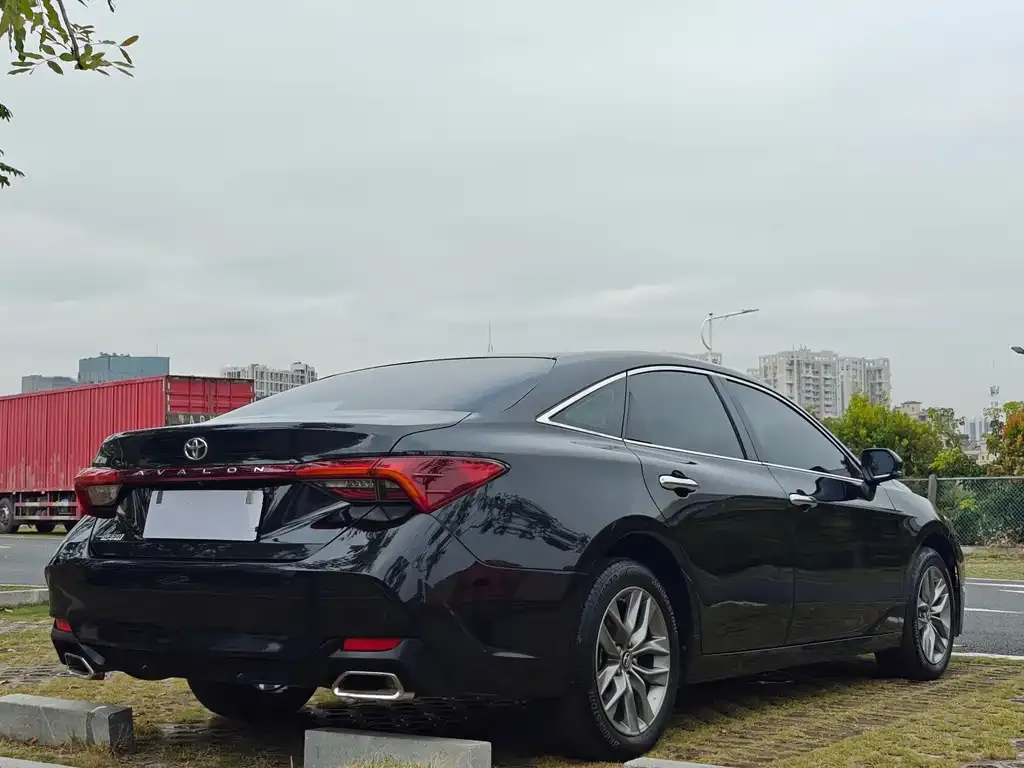 Toyota Avalon 2022 из CN, фото 7