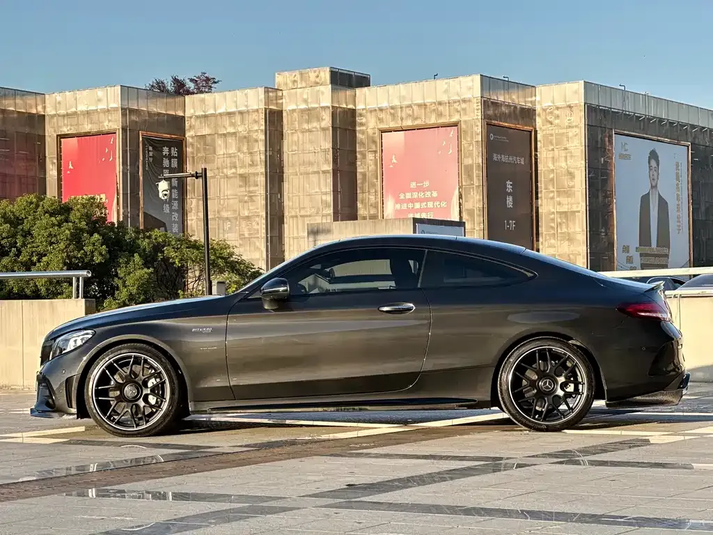 Mercedes-Benz C-Class AMG — фото 4