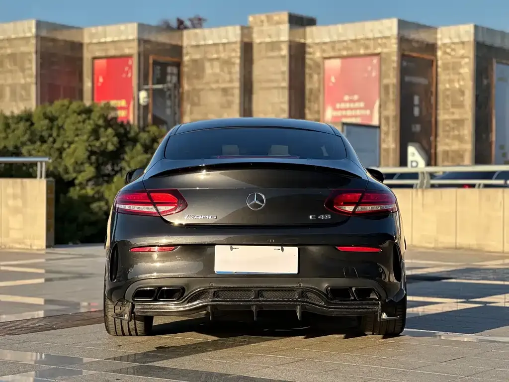 Mercedes-Benz C-Class AMG — фото 6